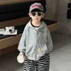9518 Chaqueta para Niños Primavera y Otoño Nuevo Estilo 2026 Versión Coreana Moderna con Capucha y Cremallera Estilo Dibujos Animados Pintura para Niños
