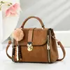 Bolso de Hombro Simple de Color Puro Estilo Francés para Mujer 2025 Nueva Moda Retro Bolso Cruzado para Mujer Bolso de Mano Pequeño de Moda
