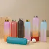Taza de Plástico con Boca Pequeña y Tapa de Acero, Color Degradado, Alto Valor Estético, Botella de Agua Deportiva Escarchada, Taza Portátil para Estudiantes Hombres y Mujeres, Venta al por Mayor
