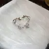 Oferta Especial Aretes de Mariposa para Mujer, Pequeños y Delicados, Lujo Ligero, Sensación de Alta Gama, Forma Geométrica de Nicho, Estilo Nuevo 2023