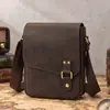Bolso Cruzado de Hombro Individual para Hombre de Cuero Genuino Estilo Nuevo Retro Multifuncional Casual de Negocios Cuadrado Vertical con Solapa Bolso para Viajar Hombres