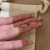 Anillo de Flor de Iris Estilo Vintage de Plata de Ley s925 Anillo de Moda Noble Estilo de Corte Pequeño Nicho Temperamento Sensación de Alta Gama Joyería de Mano