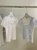 Camisa de Verano para Mujer Wgwe Estilo Palacio Francés Encaje Estampado Empalmado Cuello Cuadrado Reductor de Edad Mangas Cortas Abullonadas W10055