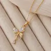 Collar de Acero Inoxidable Mariposa para Mujer Fabricante Mayorista Venta Directa Joyería Circonita Micro-Pavimentada Tendencia de Moda Accesorios de Estilo Versátil