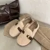 Zapatos de algodón nuevos y mullidos con punta redonda y forro de felpa, adecuados para usar al aire libre, colección otoño e invierno para mujer, estilo suave y único, zapatos planos de boca baja 2026