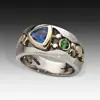 Huajie Venta Caliente Joyería de Estilo Étnico Anillo Creativo con Patrón Hueco Incrustado de Zircón Verde Anillo de Moda