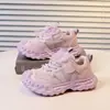 Zapatillas modernas y versátiles para niños, nuevo estilo primavera 2026, zapatillas casuales de suela blanda con moño de moda para niñas