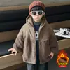 9768 Sudadera con Capucha de Algodón para Niños Temporada Otoño e Invierno Ropa Exterior Gruesa Acolchada Estilo Nuevo 2026 Ropa de Invierno Chaqueta Cálida de Forro Polar