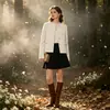 Chaqueta estilo Chanel de cuello redondo con botones dorados, top corto de tweed blanco roto, chaqueta ligera de lujo estilo Chanel francés para ventas transfronterizas