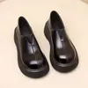 Mocasines Mujer 2026 Otoño Nuevos Casuales Perezosos Slip-on Suela Gruesa Aumentadores de Altura Pequeños Punta Redonda Adelgazantes Zapatos Individuales de Cuero