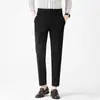 Pantalones Casuales Fluidos para Hombre 2026 Nuevo Primavera/Verano Ajuste Delgado Cónicos Estilo Hong Kong Moda Juvenil Pantalones de Vestir Cortos