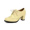 Nuevos zapatos de mujer estilo europeo y americano para primavera/otoño, zapatillas sin cordones con estampado floral estilo barroco y tacones altos gruesos, tallas 40-43, zapatos de exportación de talla grande