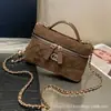 2026 Estilo Nuevo Bolsa Portátil para Lonchera Bolsa Mini para Maquillaje de Gamuza Escarchada Asa Cadena Hombro Bandolera