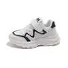Nuevas Zapatillas Ligeras de Primavera 2024 para Niños Niñas Velcro Suela Suave Zapatos Casuales Zapatos Deportivos para Estudiantes