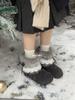 Otoño e Invierno 2025 Estilo Nuevo Milenio Peludos Versátiles Botas de Nieve Forro de Lana Aumento Interno Cálidos Zapatos de Algodón del Noreste Botines