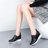Zapatos Casuales de Estilo Nuevo Primavera 2026 con Aumento Oculto de Altura, Estilo Coreano, Modernos y Versátiles, Zapatos de Cuero Slip-On con Cuña de Suela Gruesa
