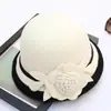 Novo Chapéu de Pescador de Lã Moda Britânica Elegante Socialite Chapéu Balde Moda Versátil Flor Cortada Chapéu de Feltro