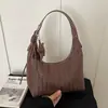 Moda Transfronteiriça Outono 2026 Nova Tendência Elegante Bolsa de Bolinho Casual Retrô Grande Capacidade Ombro Único Bolsa de Axila