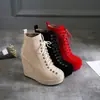 Botas Curtas de Plataforma com Salto Ultra Alto para Mulheres no Outono e Inverno Sapatos Femininos Suede Emagrecedores com Cadarço Botas de Salto Bloco para Entrega