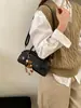 Bolsa de Boliche Transversal da Moda para Mulheres, Bolsa de Ombro Tendência de Nicho, Bolsa de Mão Versátil, Bolsa de Axila Retrô para o Dia a Dia