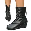 Exportación Transfronteriza Talla Grande Botas Retro Europeas y Americanas de Tacón de Cuña con Forro de Felpa para Mujer Otoño e Invierno Puntiagudas Plisadas con Cremallera Trasera Botines
