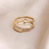 Anillo de apertura de uña de tres anillos de circonita micro incrustada, diseño de nicho de personalidad, anillo de lujo ligero para mujer, temperamento de lujo ligero, sensación de alta gama.