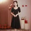 Elegante Vestido Vermelho para Brinde da Noiva, Adequado para o Dia a Dia, Vestido de Noivado Estilo Francês para Noivas Baixinhas, Baile de Formatura