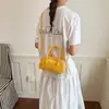 Bolsa Boston de Lunares Rosas para Mujer, Nuevo Modelo 2026, Bolso de Hombro Cruzado, Versátil para el Trayecto Diario, Diseño de Nicho de Alta Gama