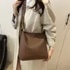 Bolsa de Ombro Casual Retrô Nova Moda Outono Feminina Versátil Bolsa Saco Nicho Tendência Bolsa Transversal para o Dia a Dia para Mulheres