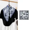 53 Lenços de Seda com Sensação de Luxo Leve e de Alta Qualidade, Lenço de Seda 100% Amora, Lenço Quadrado Elegante, Presente de Dia das Mães