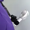 Versão Ampliada e Alargada do Suporte de Microfone de Pescoço Que Liberta Suas Mãos, com Clipe Multifuncional para Lanterna, Ventilador, Câmera Corporal e Lupa