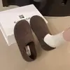 Zapatos de algodón forrados de felpa, estilo slip-on, suela suave, cálidos, diseño nuevo, cómodos para días perezosos, colección 2026, mules estilo Birkenstock para mujer para otoño e invierno