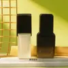 Botella de vidrio cuadrada de 30 ml para base de maquillaje líquida BB cream, disponible en stock, botella dispensadora tipo prensa para loción y esencia, material de empaque cosmético botella dispensadora