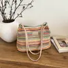 Bolso Cubo Tejido Arcoíris de Verano para Mujer 2026 Nuevo Bolso de Paja para Vacaciones en la Playa Bolso Tote de un Solo Hombro de Gran Capacidad