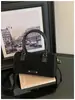 Bolso de mano retro de cuero esmerilado europeo y americano 2025, bolso de hombro de cuero PU moderno para mujer, bolso cruzado de alta calidad de moda