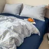 Juego de cuatro piezas de ropa de cama de algodón acolchado estilo japonés a rayas, grado A para maternidad, sábana y funda de edredón, juego de tres piezas para dormitorio de estudiante