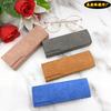 Venta Directa de Fábrica Patrón de Oveja Menos Hebilla Estuche Hecho a Mano para Gafas para Hombres y Mujeres Simple y Portátil Caja de Almacenamiento para Gafas de Miopía Personalización
