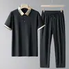 Estilo Novo de Verão Camisa Polo de Seda de Gelo Masculina Manga Curta Terno para Meia-Idade e Idosos Roupa de Negócios de Alta Qualidade para Pai Calças de Seda de Gelo de Perna Reta