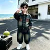 Conjunto de Ropa Infantil Transfronteriza Estilo Otoño 2026 Nuevo Estilo Niños Pequeños y Medianos Marca de Moda Ropa de Mezclilla Moda Estilo Coreano Ropa de Trabajo Conjunto de Dos Piezas