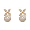 Pendientes de perla con pétalos de circón, exquisitos, modernos, compactos y versátiles, de diseño simple y elegante, de lujo ligero, para mujer, coreanos y japoneses