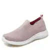 Sapatos Esportivos Casuais Femininos de Malha Respirável, Leves, com Solado Macio, Slip-On, Moda Outonal Transfronteiriça, Tamanho Grande