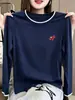 Camiseta de algodón puro de alta gama con diseño de dos piezas falsas de manga larga para mujer, nueva moda versátil 2026 en color azul marino, estilo otoñal moderno
