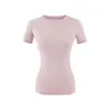 Camiseta esportiva slim fit de manga curta elástica estilo americano para mulheres, novo modelo de verão 2026, top hot girl justo que afina a cintura