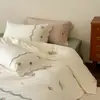 Bordado Francés de Lujo Ligero Algodón Puro de Doble Hilo Años 50 Suave Cepillado Juvenil Juego de Cama de Cuatro Piezas Ropa de Cama Otoño Invierno