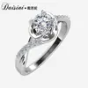 Anillo de boda clásico de seis garras para mujer, anillo de diamante Mosan color D de moda, transmisión en vivo de trémolo transfronteriza, joyería de plata de ley 925, fabricantes, lote