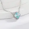 Xiaohongshu Mais Vendido Diamante de Alto Carbono Pedra Preciosa Colorida Corte Flor de Gelo Trevo de Quatro Folhas Colar Moda Tendência Pingente Simples Entrega ao Vivo