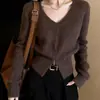 Suéter de punto marrón con media cremallera inspirado en el diseño 2026 Otoño/Invierno Nuevo Casual Versátil para el Trabajo Manga Larga Tejido de Punto Mujer