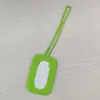Etiqueta de equipaje cuadrada de silicona multicolor en stock, etiqueta de identificación anti-pérdida para equipaje de mano, personalizable con cordón largo