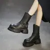 Jie Zhou 2026 Otoño Nuevo Estilo Primera Capa Piel de Vaca Estilo Mori Británico Adelgazantes Botas Martin Suela Gruesa Correa de Hebilla Elevadora Zapatos para Mujer