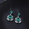 Brincos de Zircônia Azul-Esverdeada de Luxo Leve e de Alta Qualidade para Mulheres, Brincos Pingente Banhados a Ouro com Cravação Completa em Prata S925, Estilo Moderno e Elegante